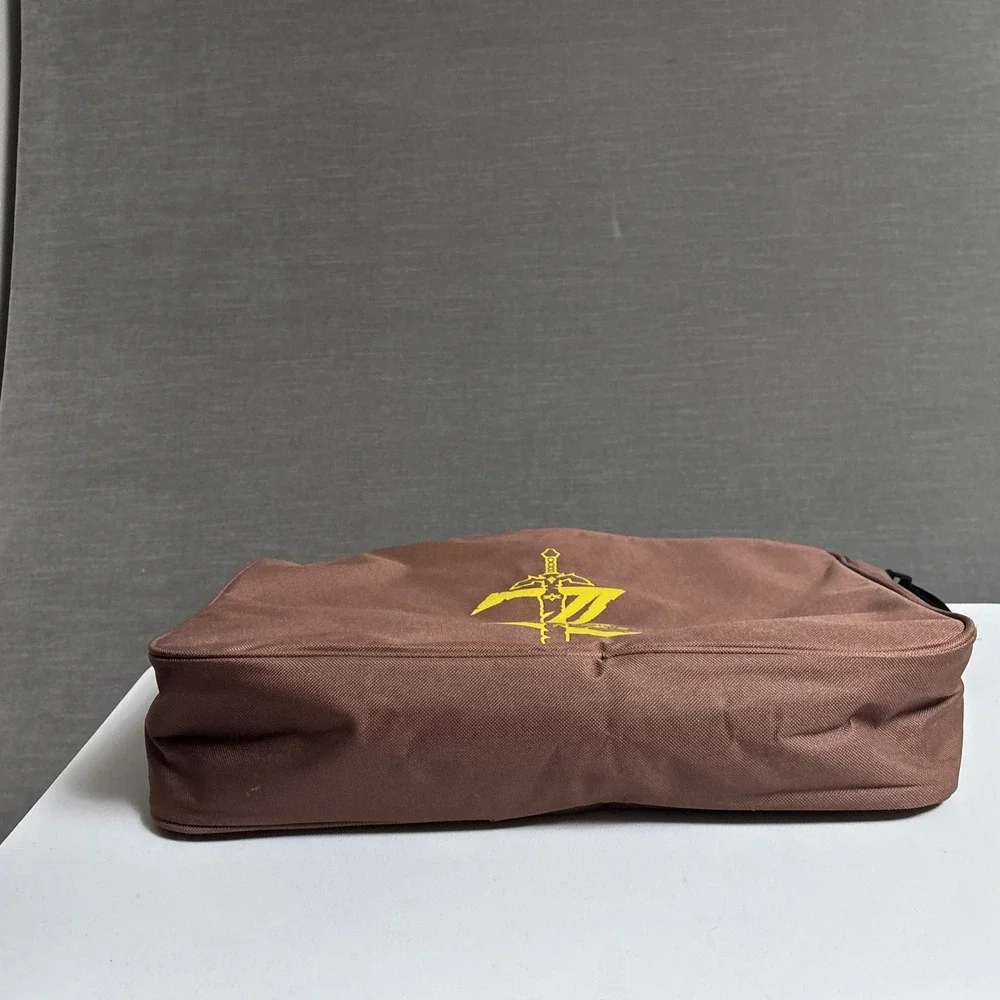 Zelda Breath of the Wild Collectors Messenger Bag Bottle Sleeve Master Sword